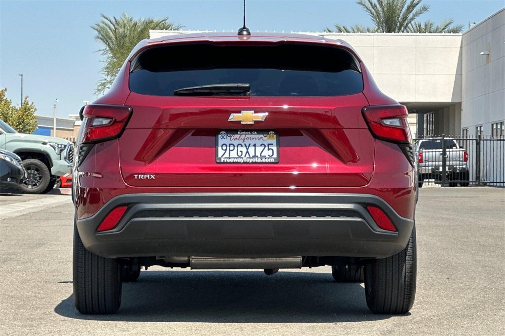 used 2024 Chevrolet Trax car, priced at $20,998