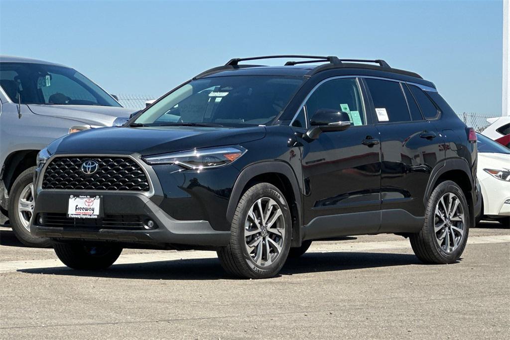 new 2025 Toyota Corolla Cross car, priced at $33,603