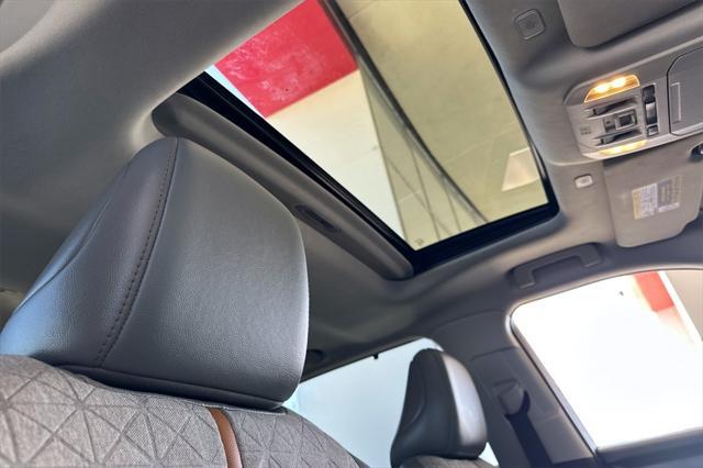 used 2023 Toyota Highlander car, priced at $41,900