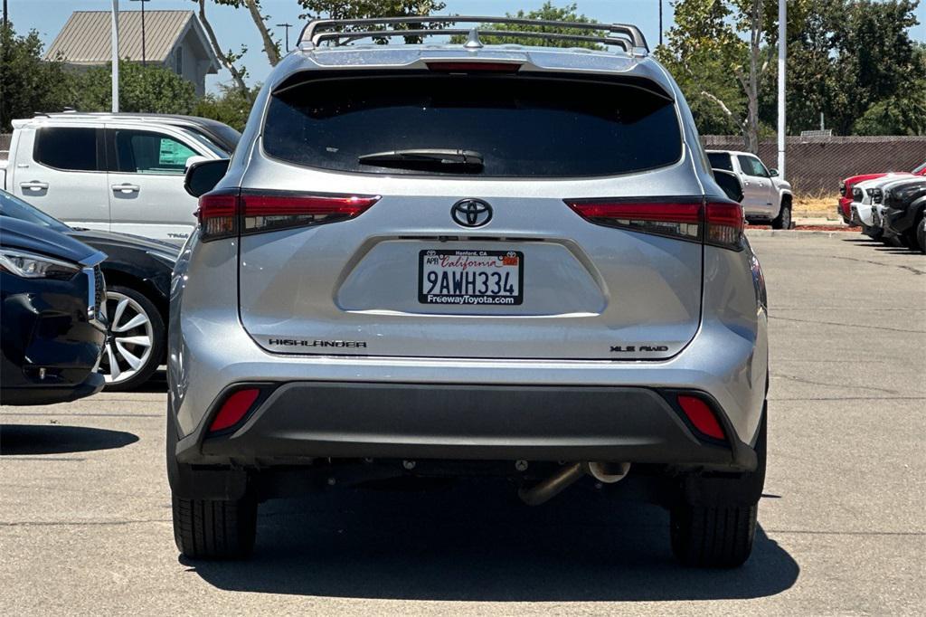 used 2022 Toyota Highlander car, priced at $36,490