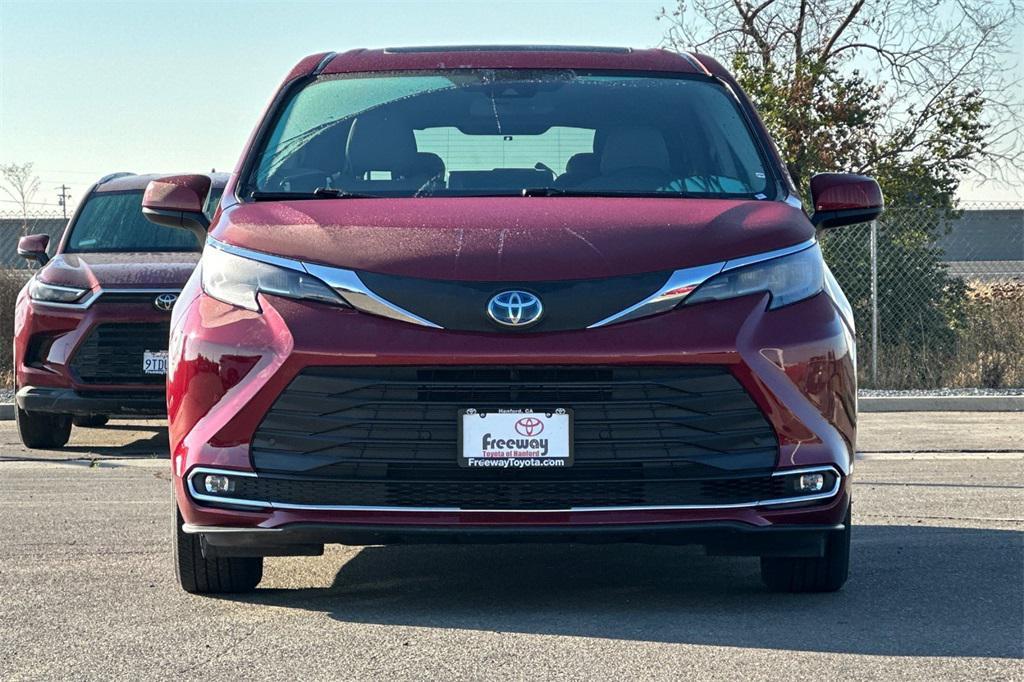 used 2022 Toyota Sienna car, priced at $39,998