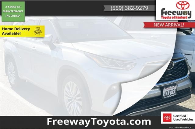 used 2024 Toyota Highlander car, priced at $43,800