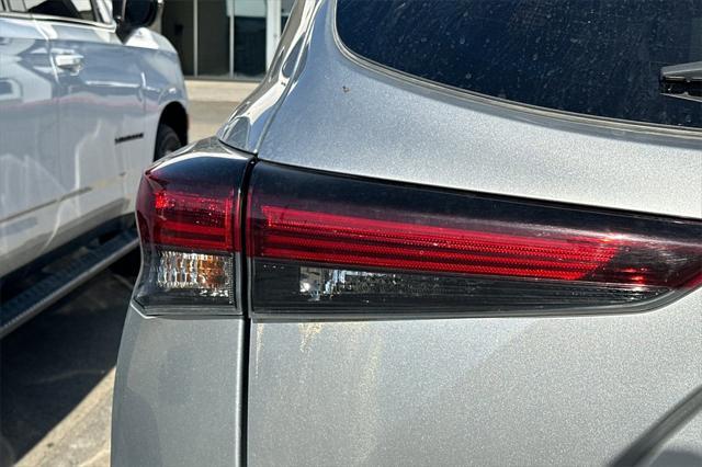 used 2024 Toyota Highlander car, priced at $44,500