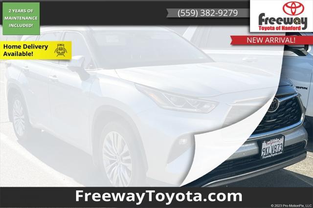used 2024 Toyota Highlander car, priced at $44,500
