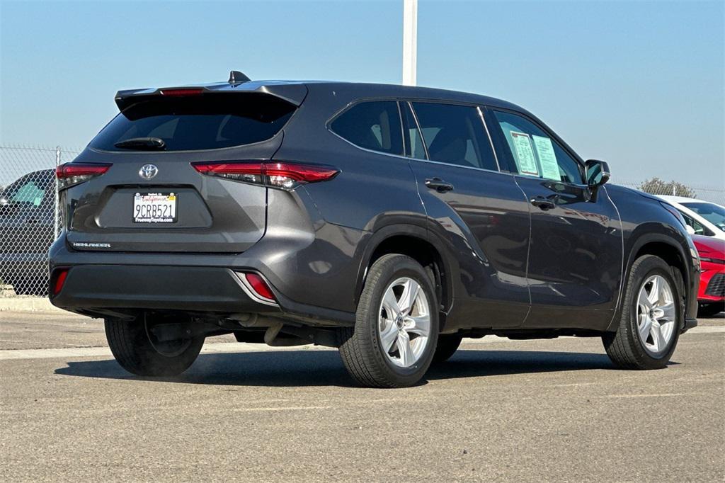used 2022 Toyota Highlander car, priced at $28,290