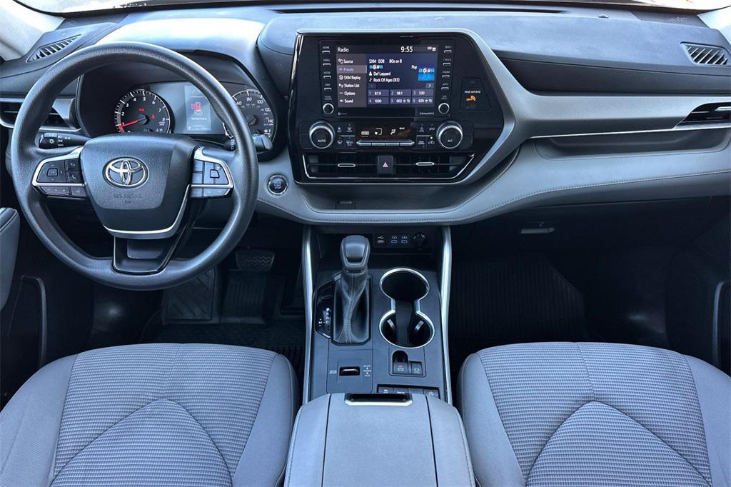 used 2022 Toyota Highlander car, priced at $28,290