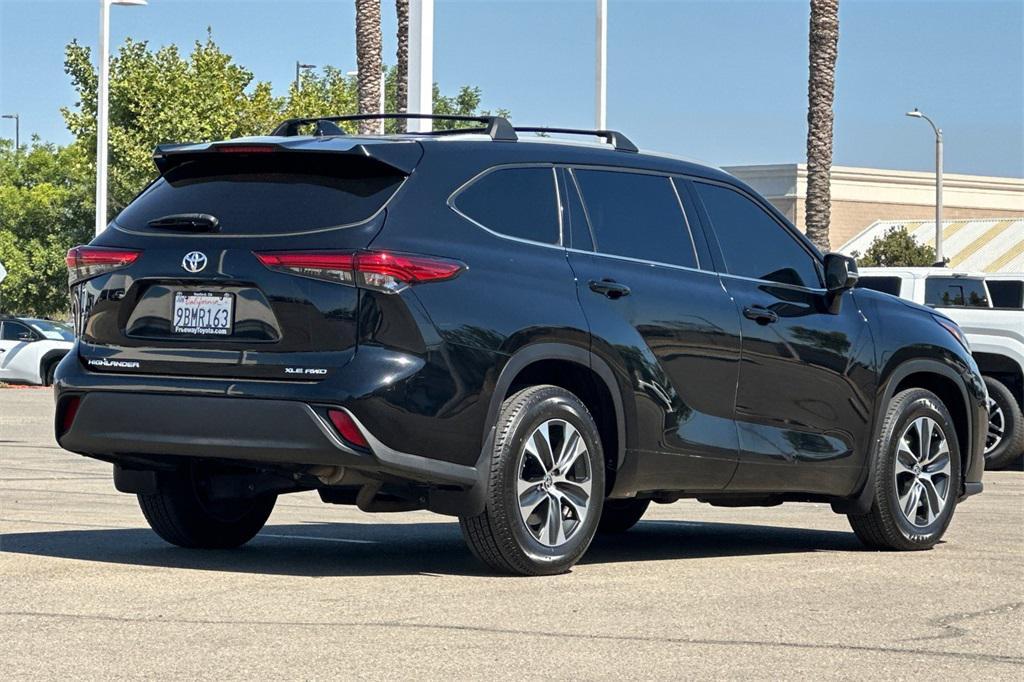 used 2022 Toyota Highlander car, priced at $36,650