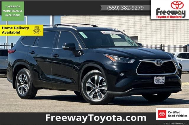 used 2022 Toyota Highlander car, priced at $35,998