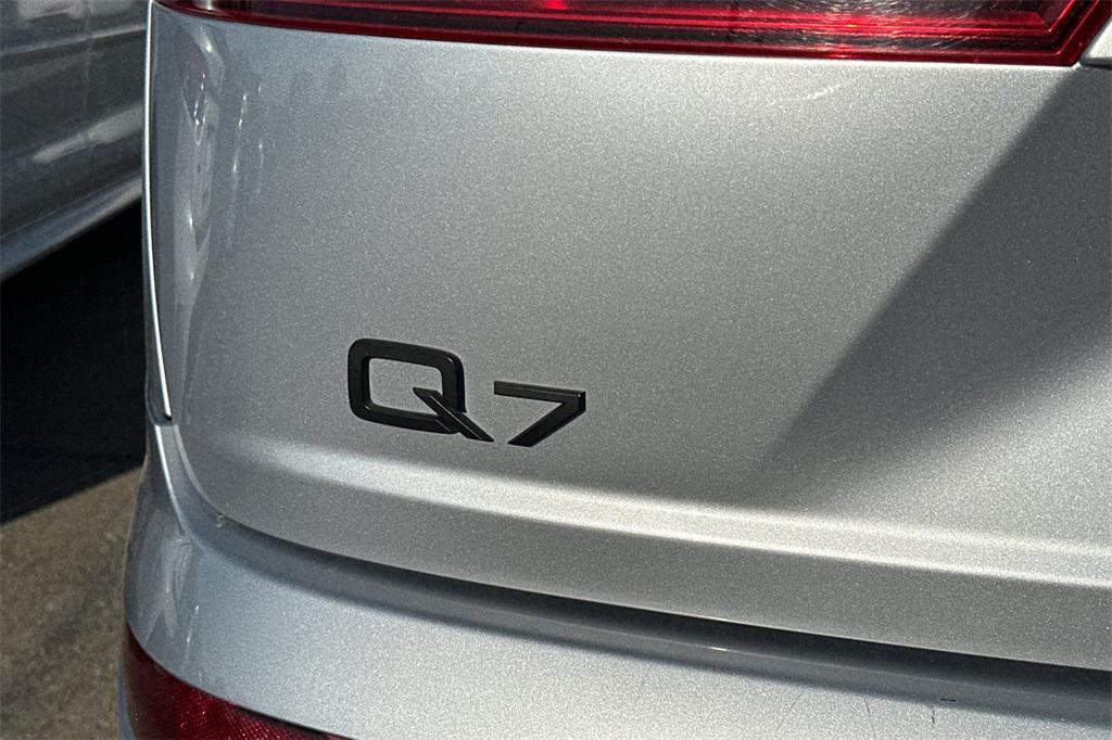 used 2019 Audi Q7 car, priced at $15,500