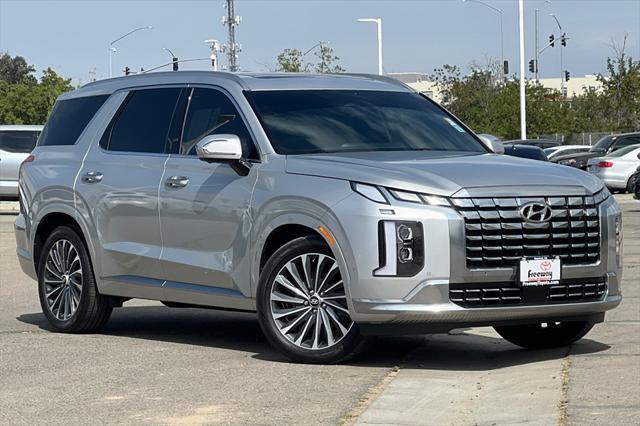 used 2024 Hyundai Palisade car, priced at $40,450