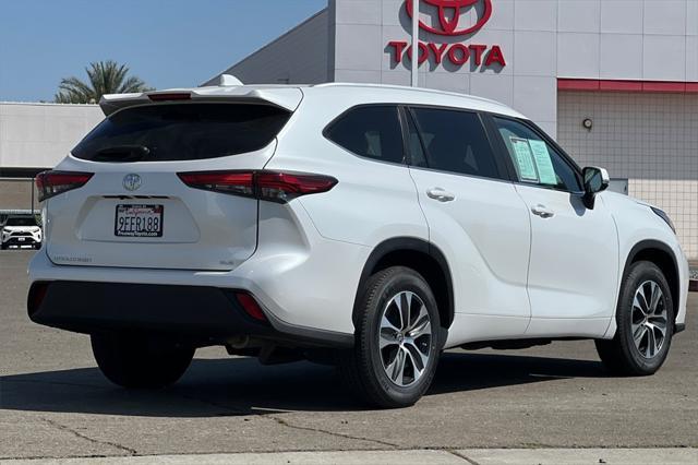 used 2023 Toyota Highlander car, priced at $37,750