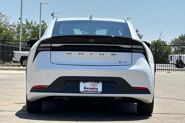 new 2025 Toyota Prius car