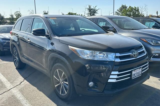used 2019 Toyota Highlander car, priced at $23,500