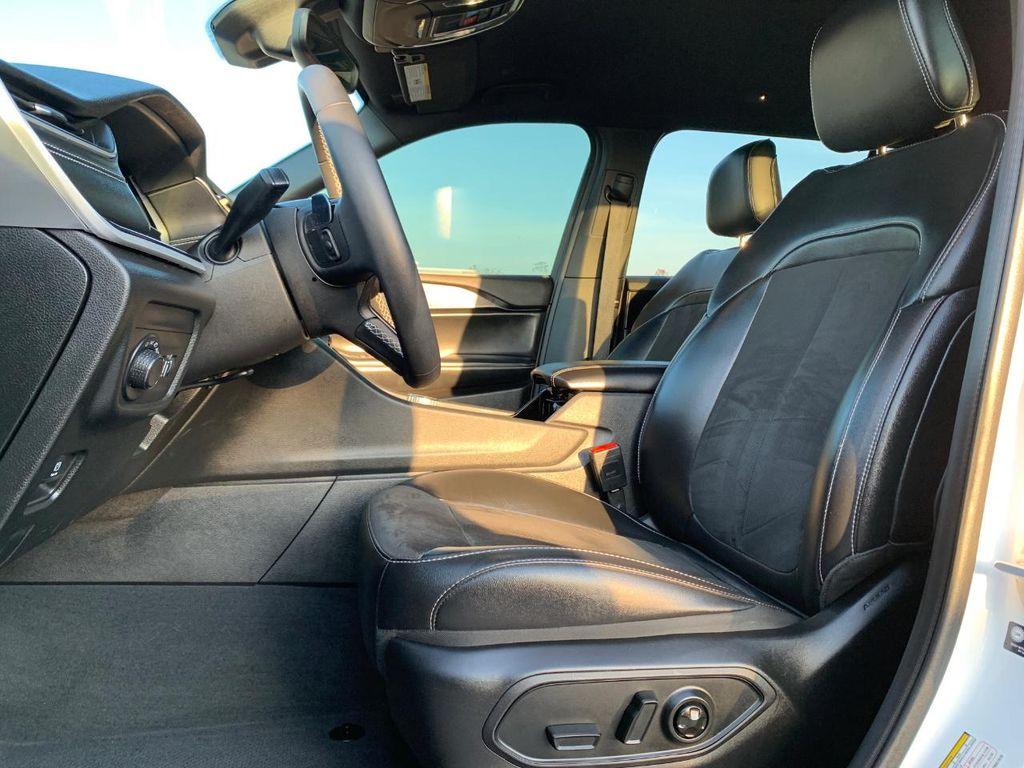 used 2023 Jeep Grand Cherokee L car, priced at $31,982