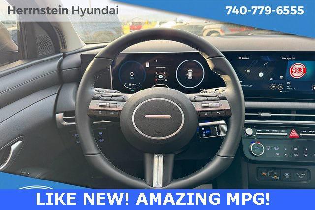 used 2025 Hyundai TUCSON Hybrid car, priced at $34,981