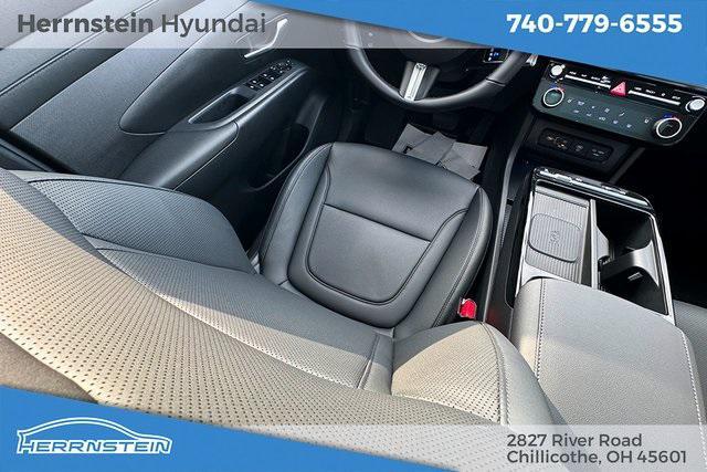 used 2025 Hyundai TUCSON Hybrid car, priced at $34,994