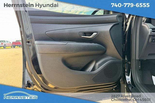 used 2025 Hyundai TUCSON Hybrid car, priced at $34,994