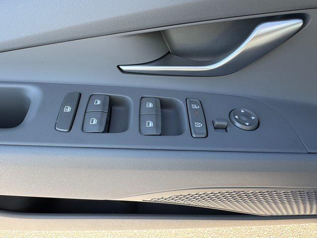 new 2025 Hyundai Elantra car, priced at $23,599