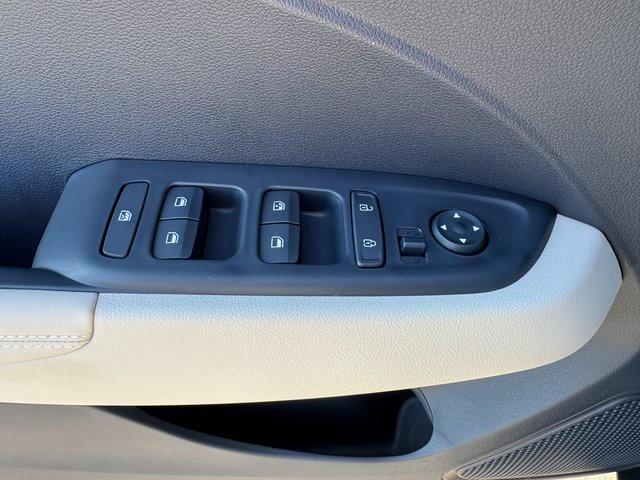 new 2025 Hyundai Venue car, priced at $25,480