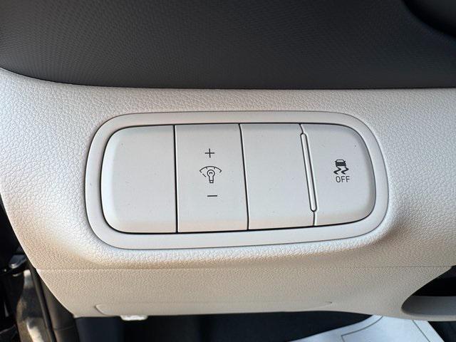 new 2025 Hyundai Venue car, priced at $25,480