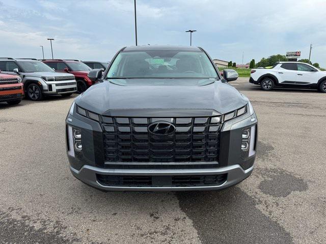 new 2025 Hyundai Palisade car, priced at $40,600
