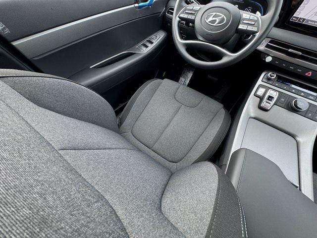 new 2025 Hyundai Palisade car, priced at $40,600