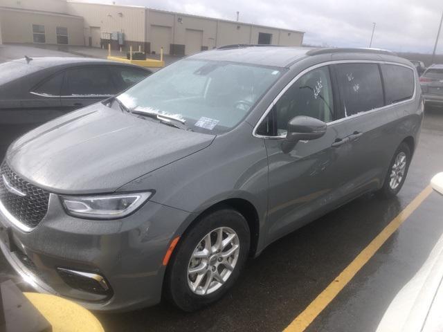 used 2022 Chrysler Pacifica car, priced at $23,000