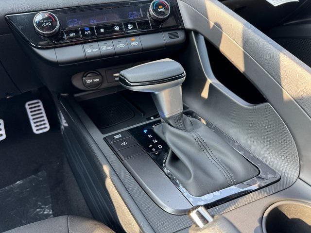 new 2025 Hyundai Elantra car, priced at $24,941