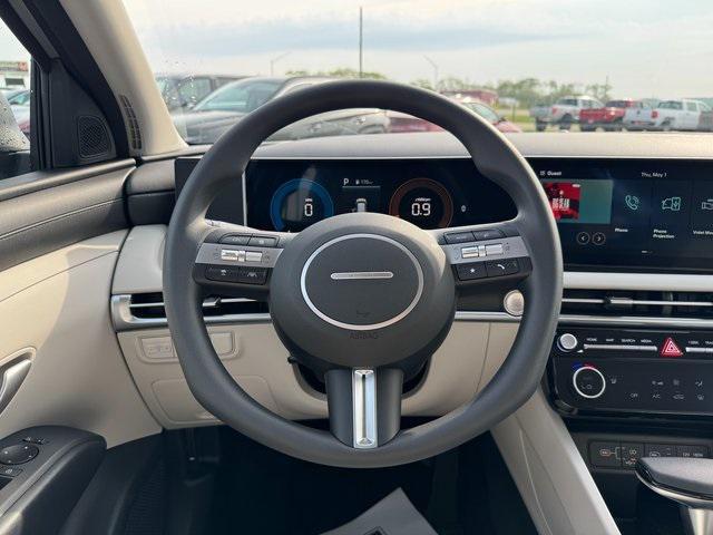 new 2025 Hyundai Tucson car, priced at $33,636