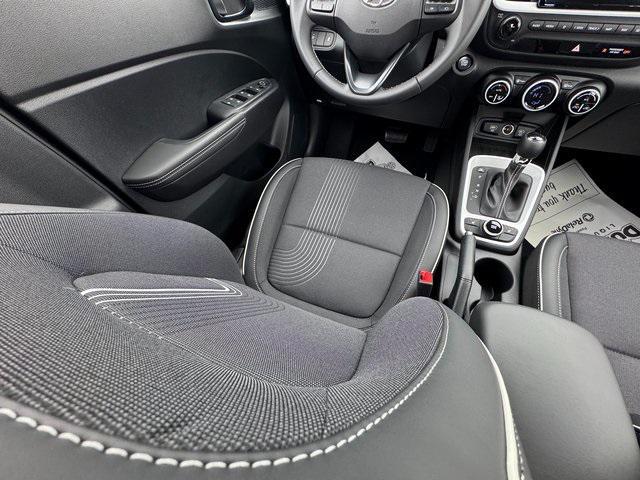new 2025 Hyundai Venue car, priced at $25,520