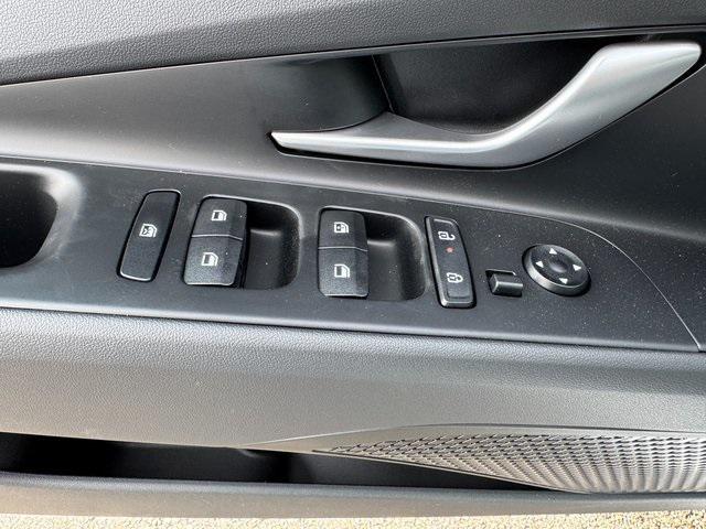 new 2025 Hyundai Elantra car, priced at $31,562