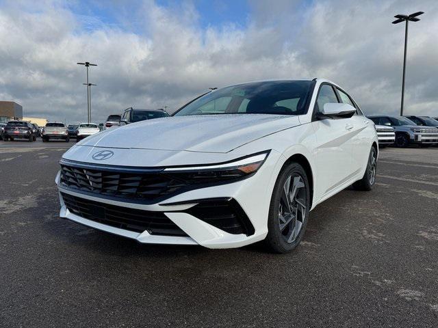 new 2025 Hyundai Elantra car, priced at $31,562