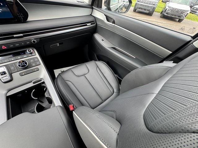 new 2025 Hyundai Palisade car, priced at $46,144