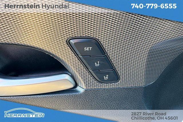 used 2020 Hyundai Santa Fe car, priced at $21,498