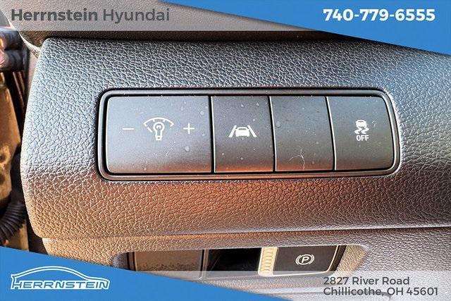 used 2022 Hyundai Santa Fe car, priced at $20,198