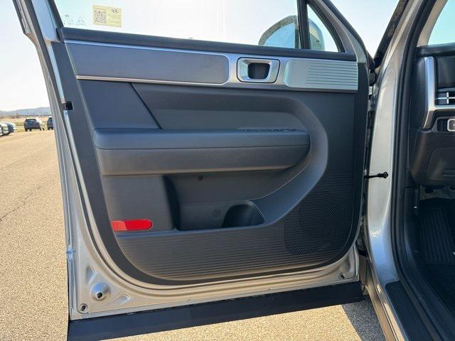 new 2025 Hyundai Santa Fe car, priced at $36,860