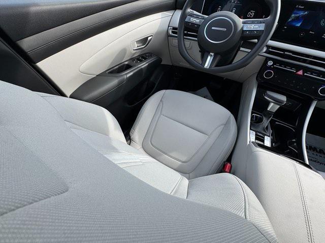 new 2025 Hyundai Tucson car, priced at $33,708