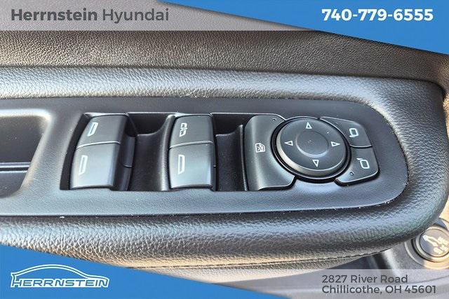 used 2024 GMC Terrain car, priced at $23,993