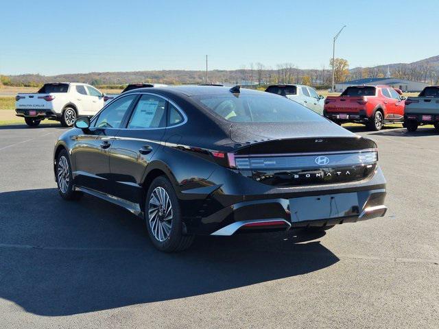 new 2026 Hyundai Sonata Hybrid car, priced at $33,117