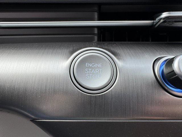new 2025 Hyundai Kona car, priced at $29,083