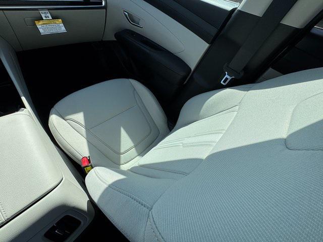 new 2025 Hyundai Tucson car, priced at $33,045