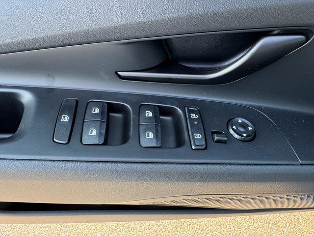 new 2025 Hyundai Elantra car, priced at $24,461