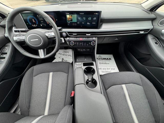 new 2025 Hyundai Sonata Hybrid car, priced at $32,829