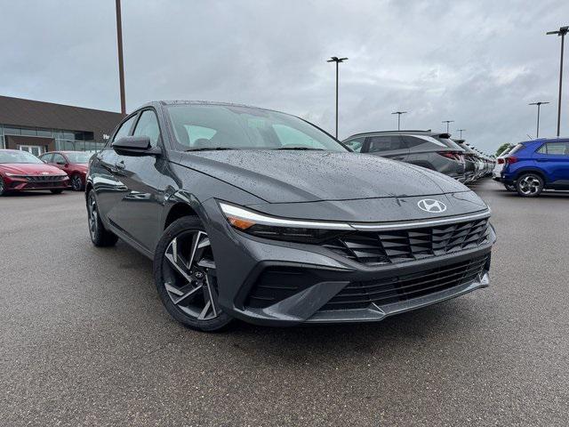 new 2025 Hyundai Elantra car, priced at $24,461