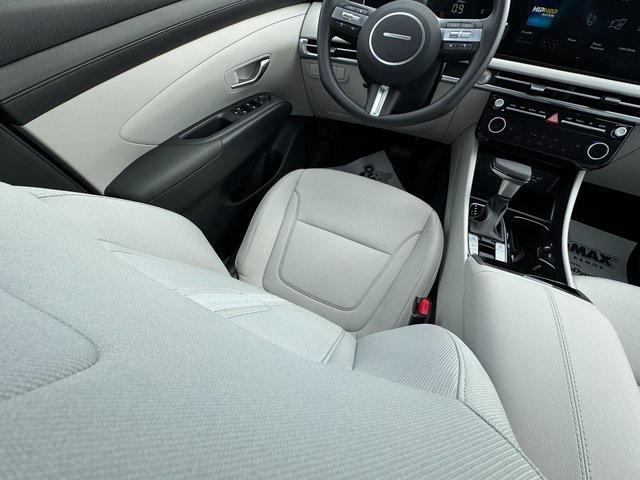 new 2025 Hyundai Tucson car, priced at $33,841