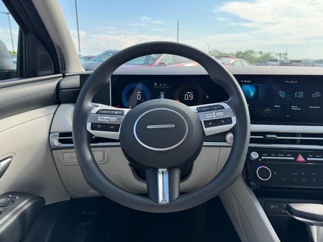 new 2025 Hyundai Tucson car, priced at $33,175