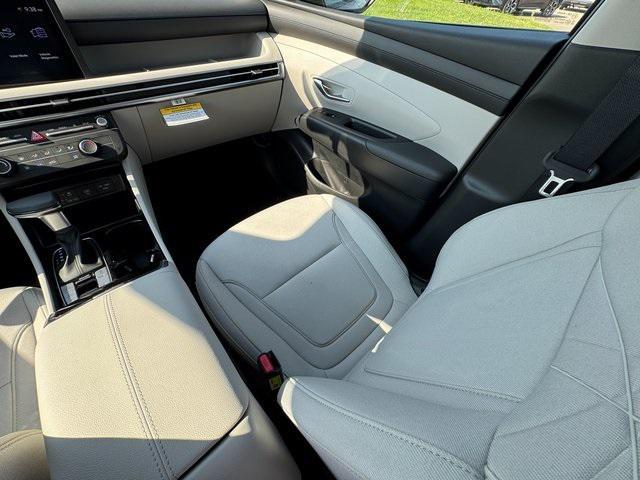 new 2025 Hyundai Tucson car, priced at $32,865