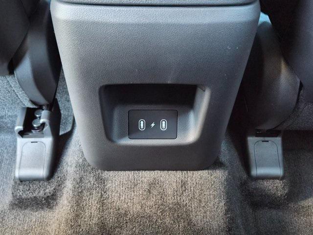 new 2026 Hyundai TUCSON Hybrid car, priced at $43,155