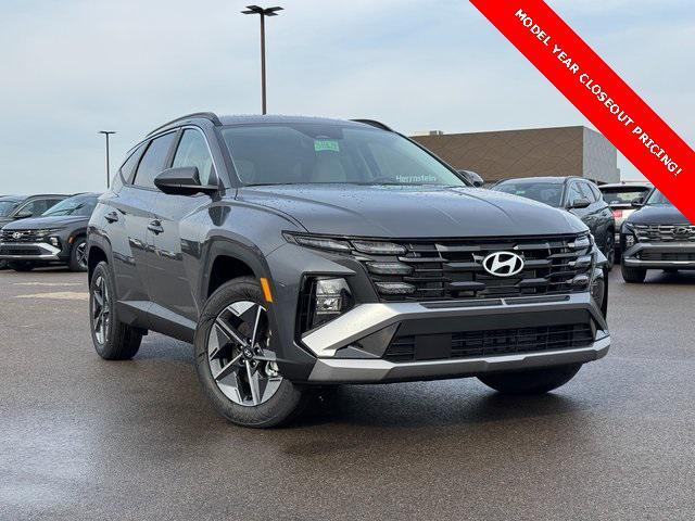 new 2025 Hyundai Tucson car, priced at $32,899