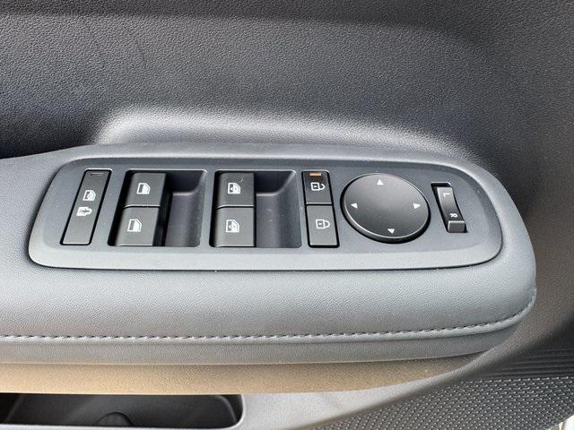 new 2025 Hyundai Santa Fe car, priced at $44,164